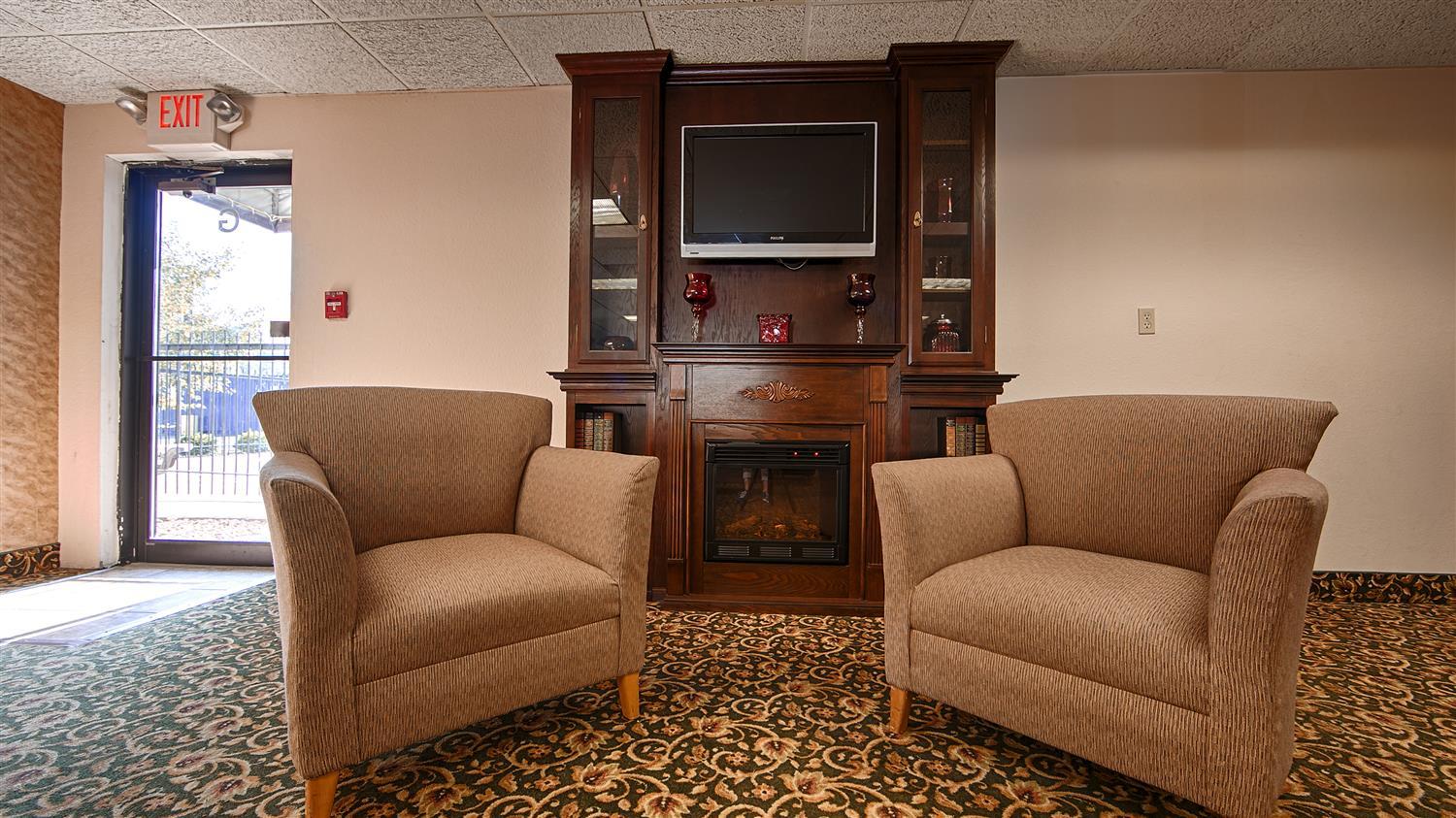 Rodeway Inn Barboursville Extérieur photo